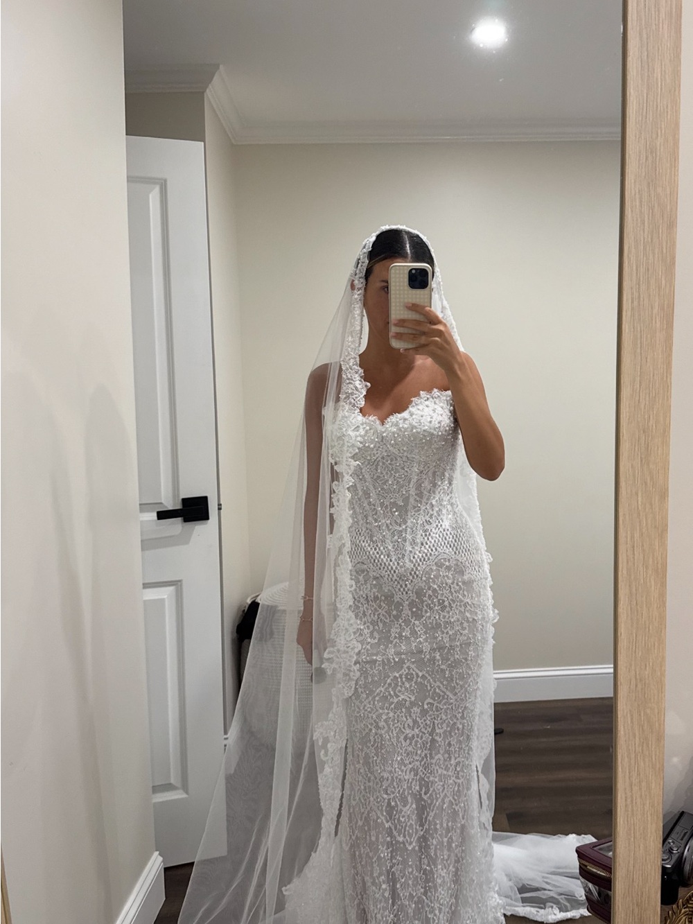 Mimoza Kadriaj Bridal Lace Wedding Gown - Complete 4-Piece Set
